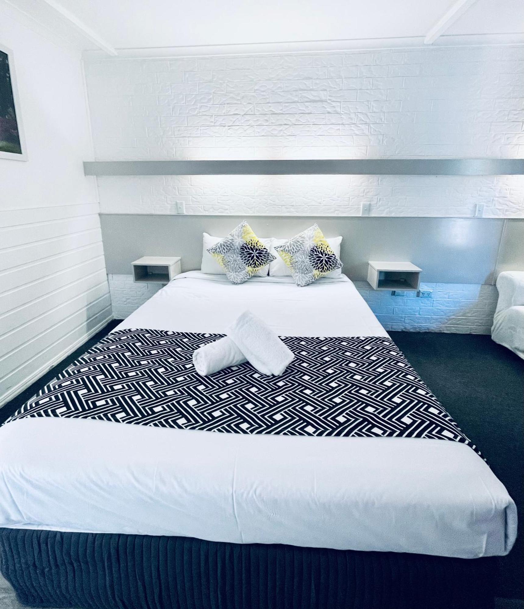 Jacaranda Place Motor Inn Toowoomba Eksteriør billede