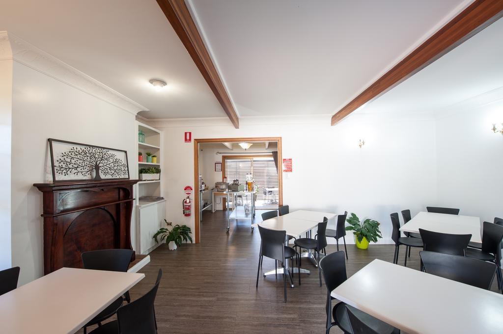 Jacaranda Place Motor Inn Toowoomba Eksteriør billede